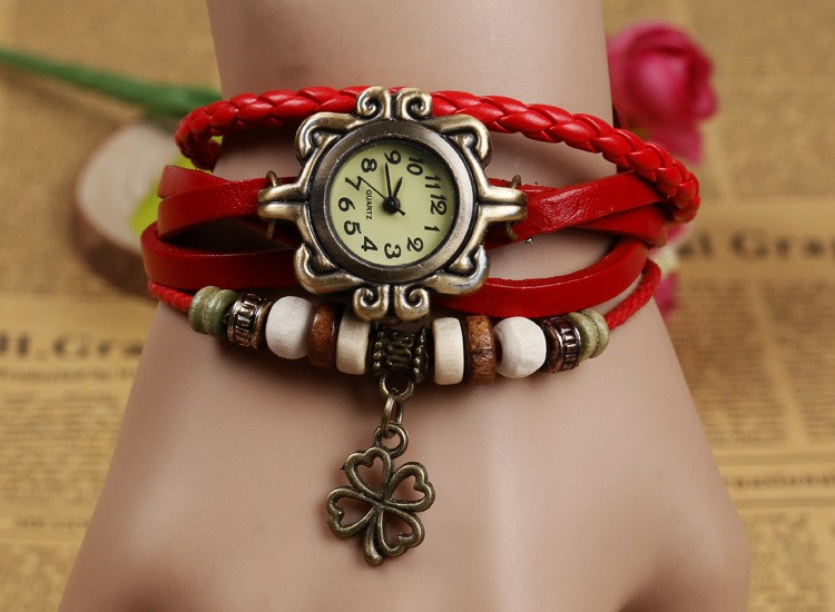 Reloj Pulsera Dije Trebol